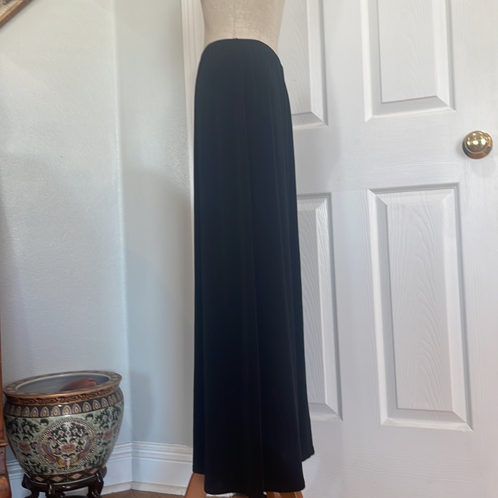 Chicos travelers maxi skirt black knit stretch elastic waist women’s size 1 M 8 - Picture 5 of 8